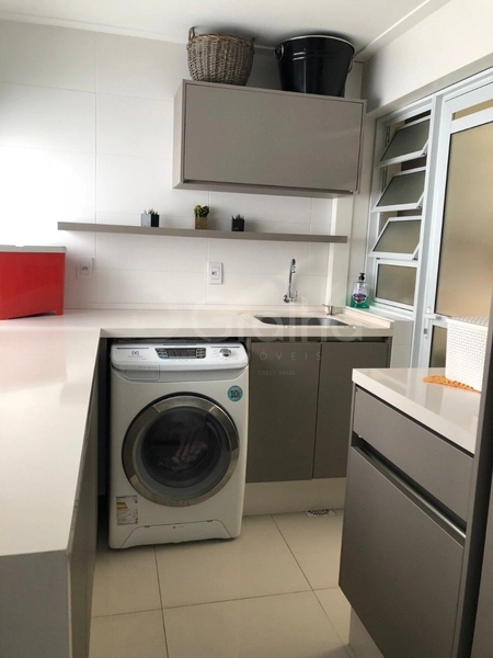 Apartamento na Agronômica a venda com 3 suítes e 2 vagas  168 m²: 29ª foto da galeria de imagens do imóvel