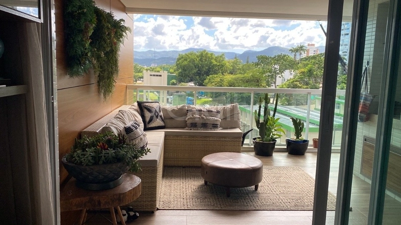 Apartamento na Agronômica a venda com 3 suítes e 2 vagas  168 m²: 6ª foto da galeria de imagens do imóvel