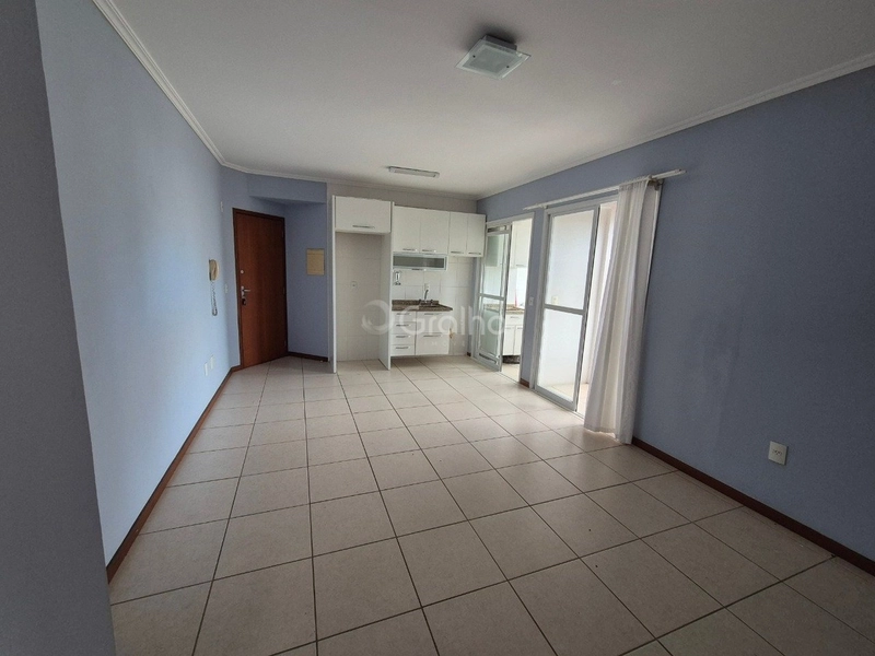 Apartamento no Centro com 2 dormitórios sendo 1 suíte e 1 vaga: 1ª foto da galeria de imagens do imóvel