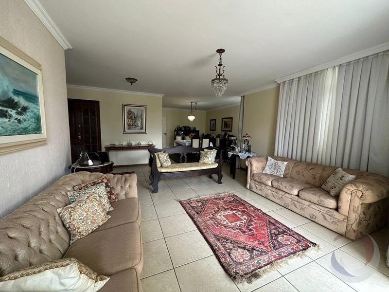 Apartamento no Centro com 4 dormitórios 1 suíte e 2 vagas - 211m²: 5ª foto da galeria de imagens do imóvel