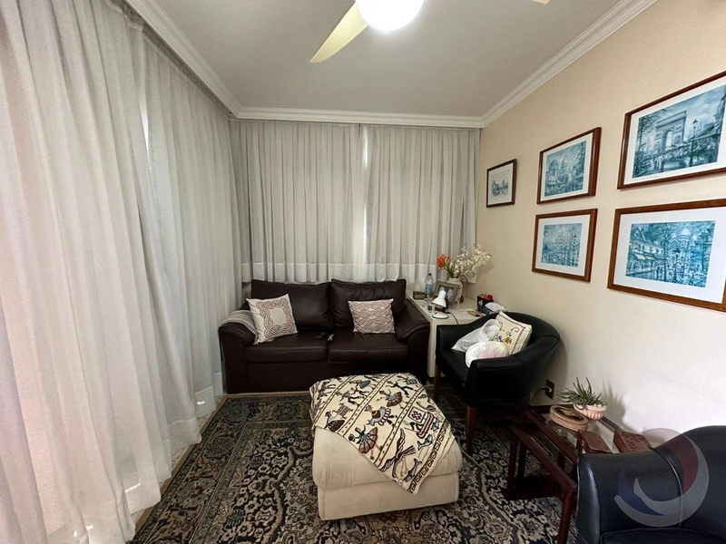 Apartamento no Centro com 4 dormitórios 1 suíte e 2 vagas - 211m²: 3ª foto da galeria de imagens do imóvel