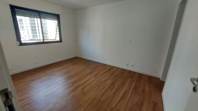 Apartamento no Centro com 3 dormitórios, sendo 1 suíte e 2 vagas: 18ª foto da galeria de imagens do imóvel