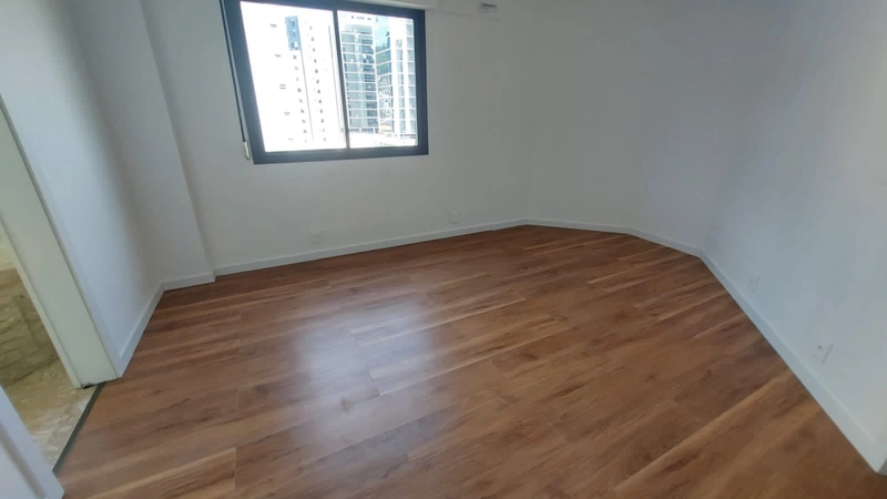 Apartamento no Centro com 3 dormitórios, sendo 1 suíte e 2 vagas: 7ª foto da galeria de imagens do imóvel