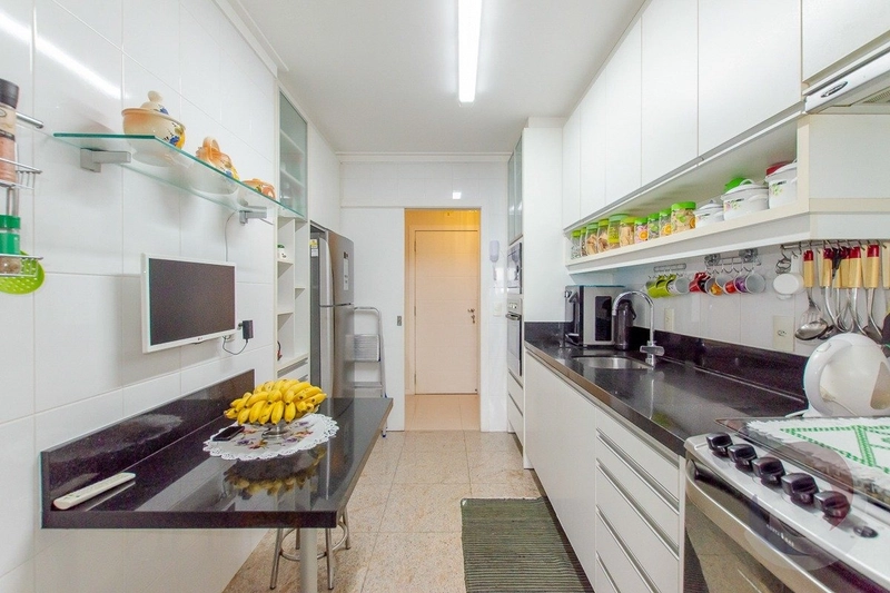 Apartamento no Centro com 2 suítes e 2 vagas 97 m² Vista Mar: 35ª foto da galeria de imagens do imóvel
