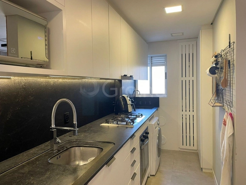 Apartamento no Saco Grande com 2 dormitórios 1 suíte e 1 vaga: 6ª foto da galeria de imagens do imóvel