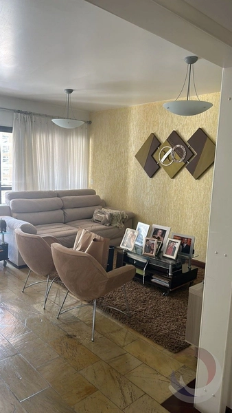 Apartamento no Centro com 3 dormitórios com 2 suítes e 3 vagas 170m²: 3ª foto da galeria de imagens do imóvel