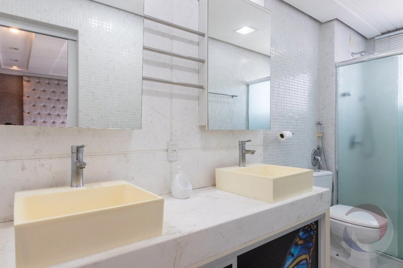 Apartamento na Beira Mar 2 com  dormitórios, sendo 2 suítes e 2 vagas: 11ª foto da galeria de imagens do imóvel