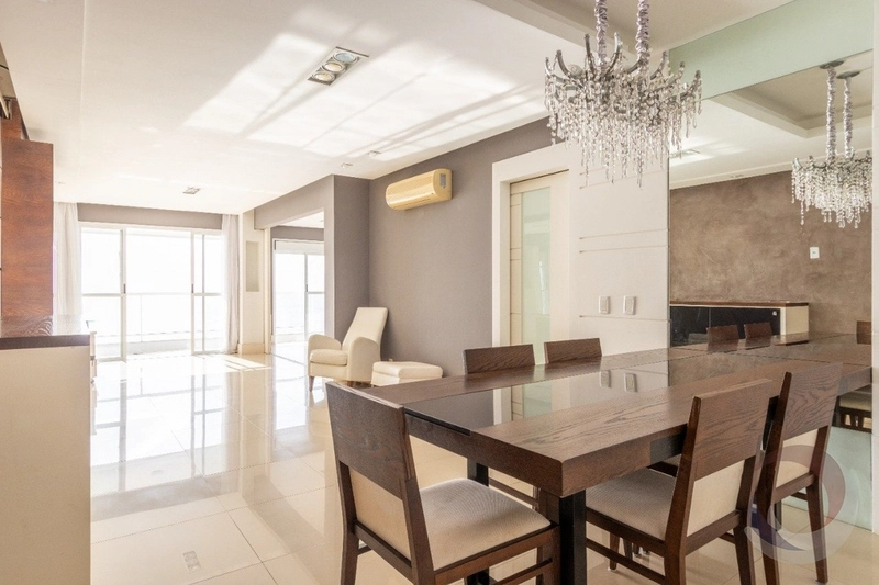 Apartamento na Beira Mar 2 com  dormitórios, sendo 2 suítes e 2 vagas: 8ª foto da galeria de imagens do imóvel