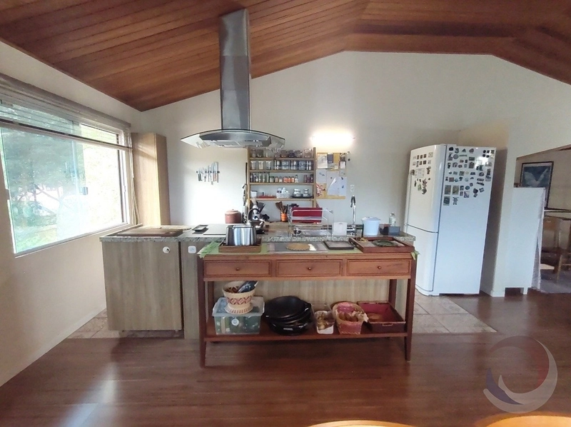 Casa em Sambaqui a venda com 2 dormitórios 1 suíte e 3 vagas: 31ª foto da galeria de imagens do imóvel