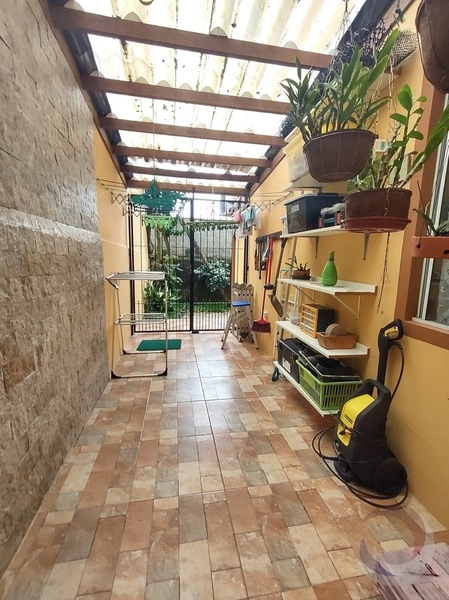 Casa em Sambaqui a venda com 2 dormitórios 1 suíte e 3 vagas: 21ª foto da galeria de imagens do imóvel