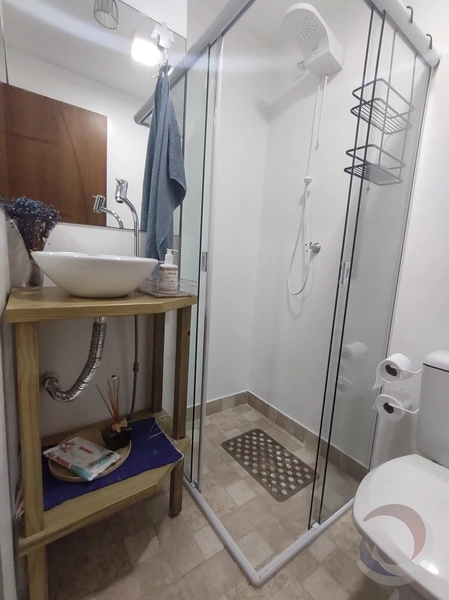 Casa em Sambaqui a venda com 2 dormitórios 1 suíte e 3 vagas: 17ª foto da galeria de imagens do imóvel