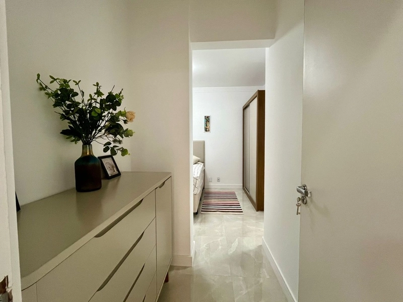 Apartamento no Centro com 3 dormitórios 1 suíte e 1 vaga - 122m²: 18ª foto da galeria de imagens do imóvel