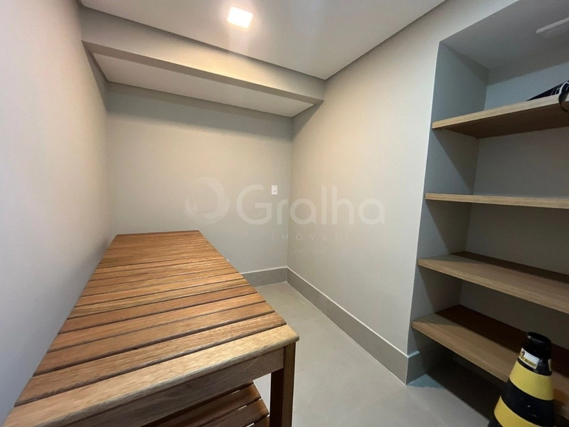 Apartamento na Agronômica com 3 dormitórios, sendo 1 suíte e 2 vagas: 39ª foto da galeria de imagens do imóvel