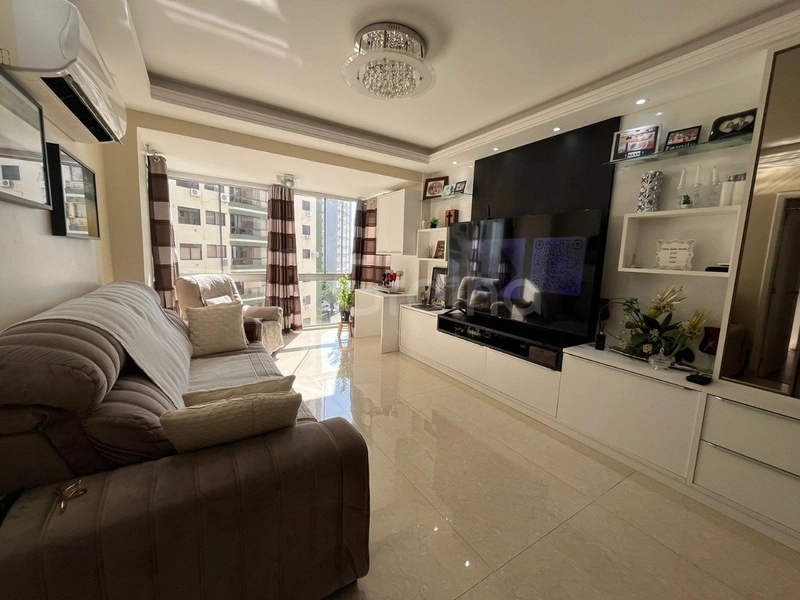 Apartamento na Agronômica com 3 dormitórios, sendo 1 suíte e 2 vagas: 7ª foto da galeria de imagens do imóvel