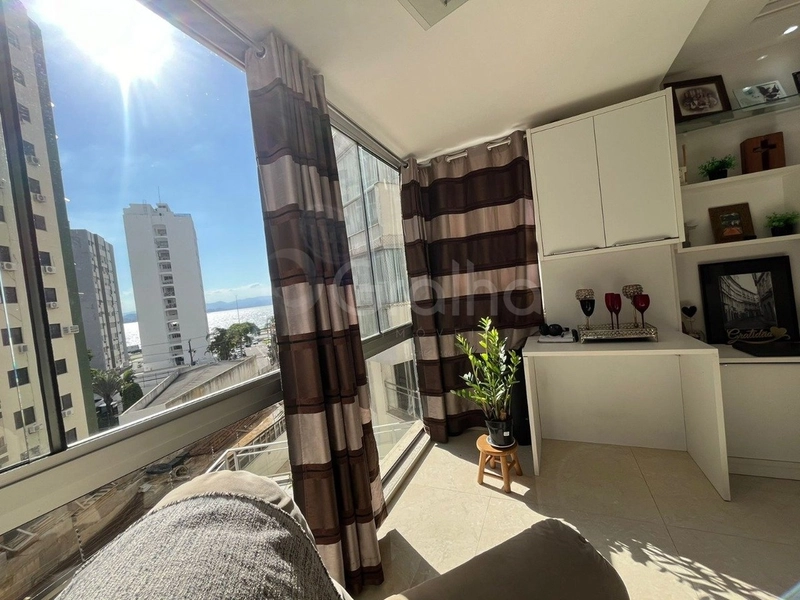 Apartamento na Agronômica com 3 dormitórios, sendo 1 suíte e 2 vagas: 12ª foto da galeria de imagens do imóvel