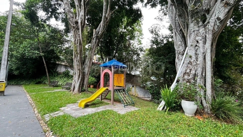 Apartamento na Agronômica com 3 dormitórios, sendo 1 suíte e 2 vagas: 49ª foto da galeria de imagens do imóvel