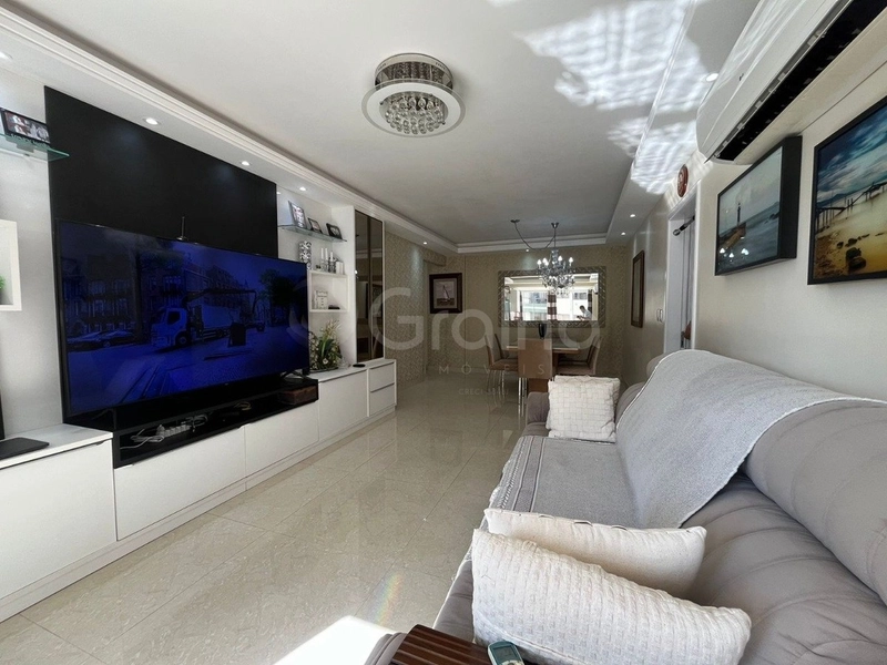 Apartamento na Agronômica com 3 dormitórios, sendo 1 suíte e 2 vagas: 8ª foto da galeria de imagens do imóvel