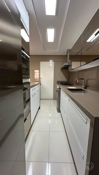 Apartamento no Centro com 3 dormitórios 1 suíte e 2 vagas - 131m²: 28ª foto da galeria de imagens do imóvel