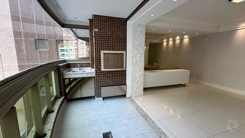 Apartamento no Centro com 3 dormitórios 1 suíte e 2 vagas - 131m²: 7ª foto da galeria de imagens do imóvel