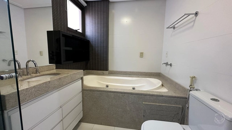 Apartamento no Centro com 3 dormitórios 1 suíte e 2 vagas - 131m²: 53ª foto da galeria de imagens do imóvel