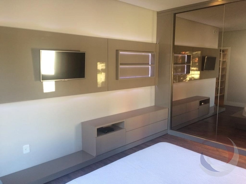 Casa no Bom Abrigo a venda com 3 dormitórios 1 suítes e 3 vagas 188m²: 20ª foto da galeria de imagens do imóvel
