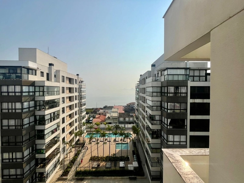 Apartamento no Balneário com 2 dormitórios, sendo 1 suíte e 2 vagas: 25ª foto da galeria de imagens do imóvel
