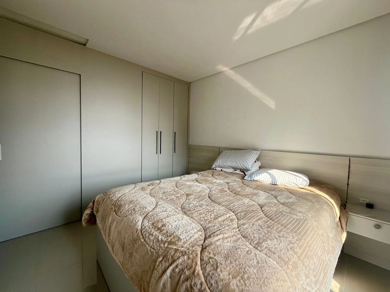 Apartamento no Balneário com 2 dormitórios, sendo 1 suíte e 2 vagas: 13ª foto da galeria de imagens do imóvel