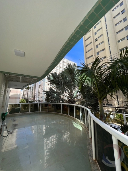 Apartamento no Centro com Terraço, 3 suítes e 2 vagas - 140m²: 8ª foto da galeria de imagens do imóvel