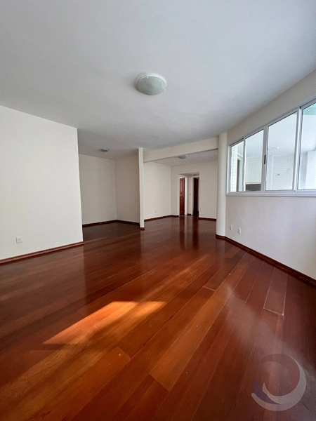 Apartamento no Centro com Terraço, 3 suítes e 2 vagas - 140m²: 21ª foto da galeria de imagens do imóvel