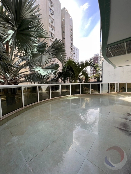 Apartamento no Centro com Terraço, 3 suítes e 2 vagas - 140m²: 18ª foto da galeria de imagens do imóvel