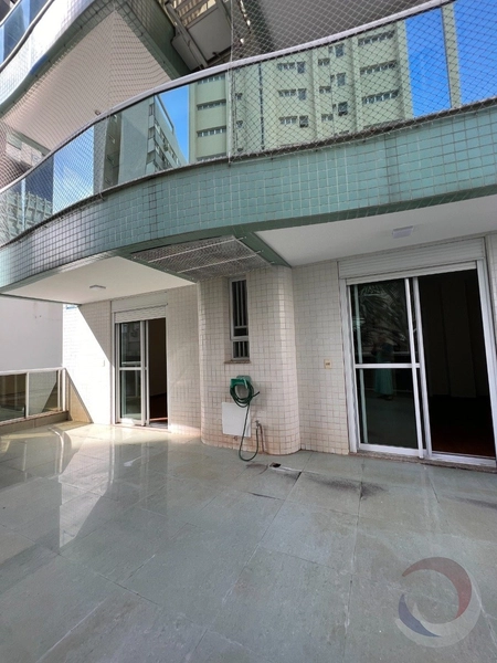 Apartamento no Centro com Terraço, 3 suítes e 2 vagas - 140m²: 13ª foto da galeria de imagens do imóvel