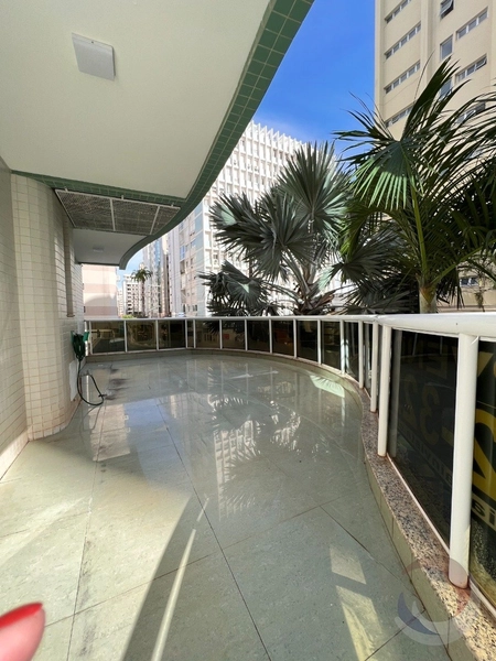 Apartamento no Centro com Terraço, 3 suítes e 2 vagas - 140m²: 14ª foto da galeria de imagens do imóvel