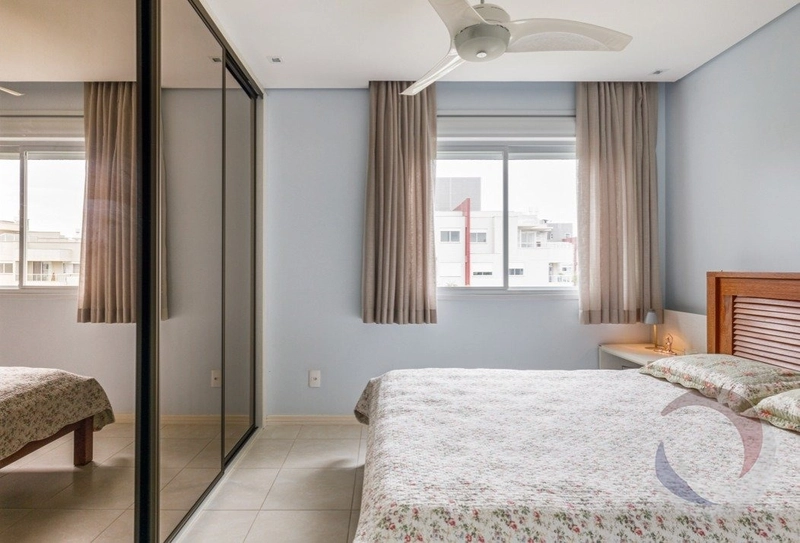 Apartamento no Campeche com 3 dormitórios 1 suíte e e vagas: 25ª foto da galeria de imagens do imóvel