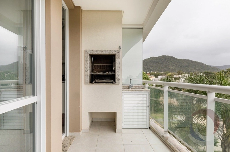 Apartamento no Campeche com 3 dormitórios 1 suíte e e vagas: 2ª foto da galeria de imagens do imóvel