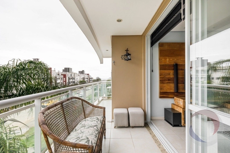 Apartamento no Campeche com 3 dormitórios 1 suíte e e vagas: 3ª foto da galeria de imagens do imóvel