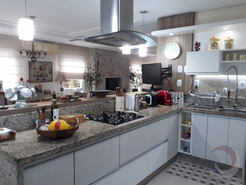 Casa residencial em condomínio fechado com 5 suítes no Campeche: 7ª foto da galeria de imagens do imóvel
