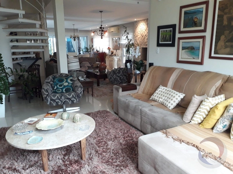 Casa residencial em condomínio fechado com 5 suítes no Campeche: 22ª foto da galeria de imagens do imóvel