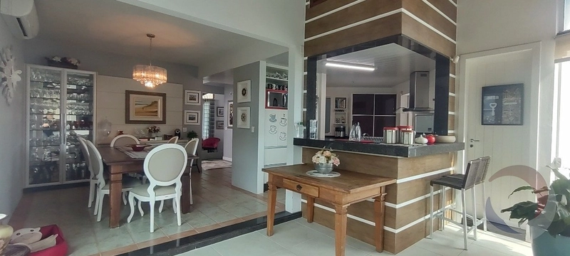 Casa no Bom Abrigo com 3 dormitórios sendo 1 suíte e 2 vagas: 17ª foto da galeria de imagens do imóvel