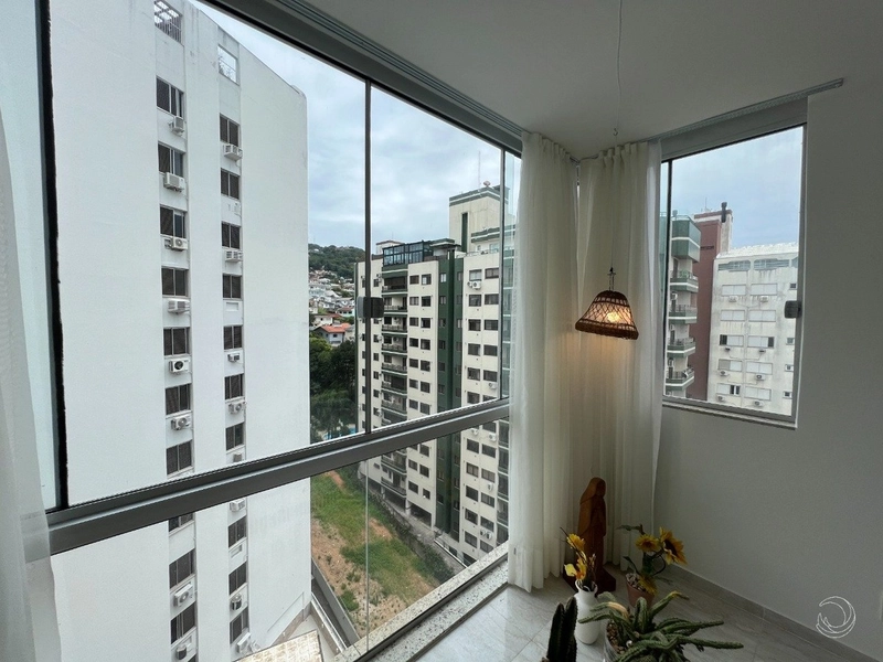 Apartamento na Agronômica com 3 dormitórios, sendo 1 suíte e 1 vaga: 8ª foto da galeria de imagens do imóvel