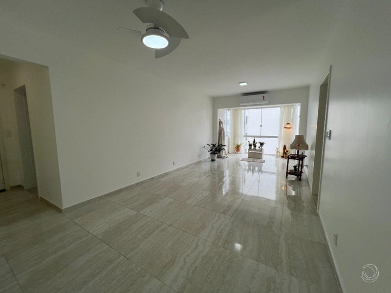 Apartamento na Agronômica com 3 dormitórios, sendo 1 suíte e 1 vaga: 3ª foto da galeria de imagens do imóvel