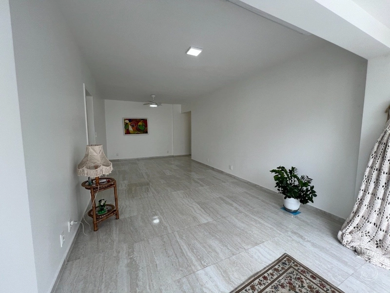 Apartamento na Agronômica com 3 dormitórios, sendo 1 suíte e 1 vaga: 4ª foto da galeria de imagens do imóvel
