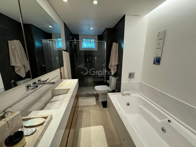 Apartamento na Agronômica com 2 dormitórios, sendo 2 suíte e 2 vagas: 25ª foto da galeria de imagens do imóvel