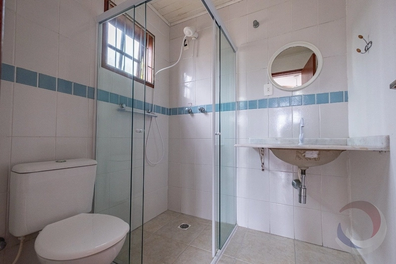Casa na Lagoa da Conceição com 3 suítes e 2 vagas - 206 m²: 8ª foto da galeria de imagens do imóvel