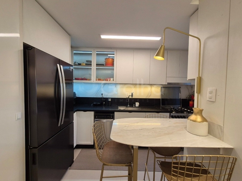 Apartamento na Agronômica com 3 dormitórios, sendo 1 suíte e 2 vagas: 7ª foto da galeria de imagens do imóvel