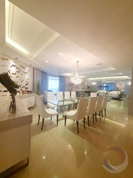 Apartamento na Beira Mar com 4 suítes, sendo 2 suítes e 4 vgs 221 m²: 4ª foto da galeria de imagens do imóvel