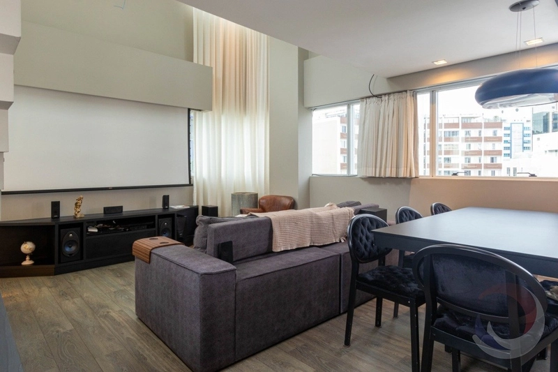 Belíssimo Apartamento  no Centro mobiliado com 1 dormitório e 1 vaga: 2ª foto da galeria de imagens do imóvel