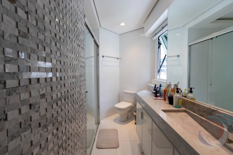 Belíssimo Apartamento  no Centro mobiliado com 1 dormitório e 1 vaga: 20ª foto da galeria de imagens do imóvel