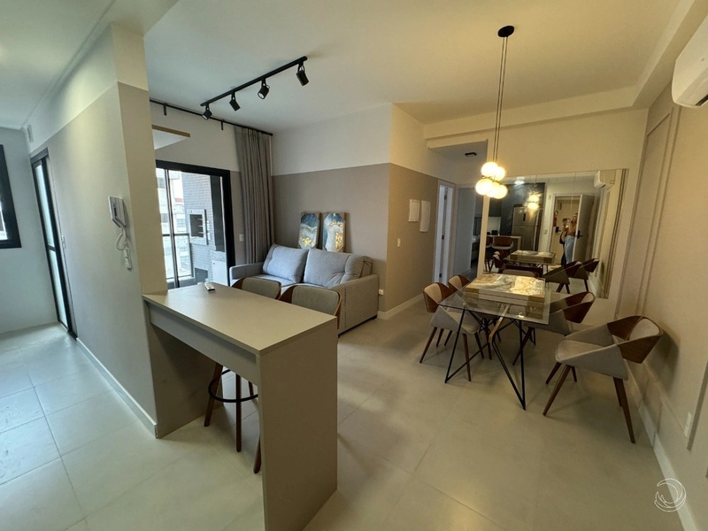 Apartamento no Centro com com 2 dormitório sendo 2 suíte e 2 vagas: 1ª foto da galeria de imagens do imóvel