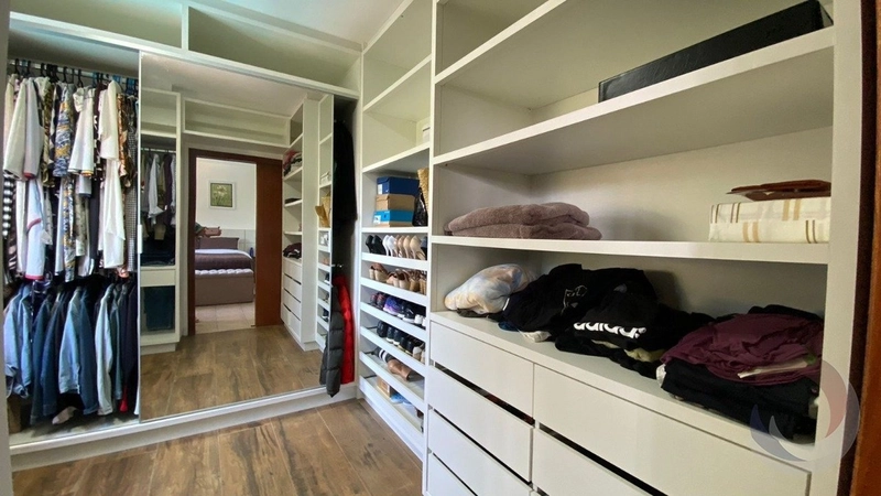 Casa no Carianos a venda com 4 dormitórios 2 suítes e 2 vagas: 14ª foto da galeria de imagens do imóvel
