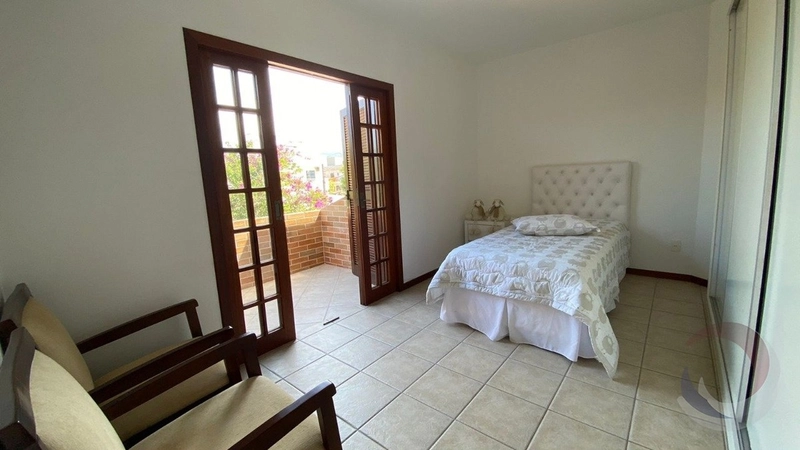 Casa no Carianos a venda com 4 dormitórios 2 suítes e 2 vagas: 20ª foto da galeria de imagens do imóvel